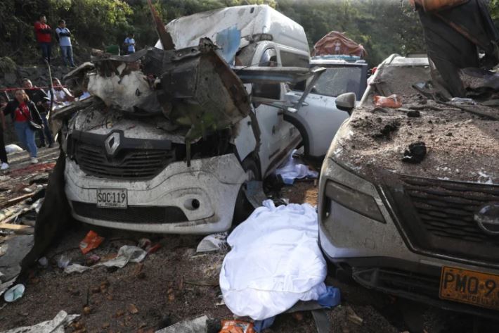 Asciende a 19 el saldo mortal de atentado en Colombia