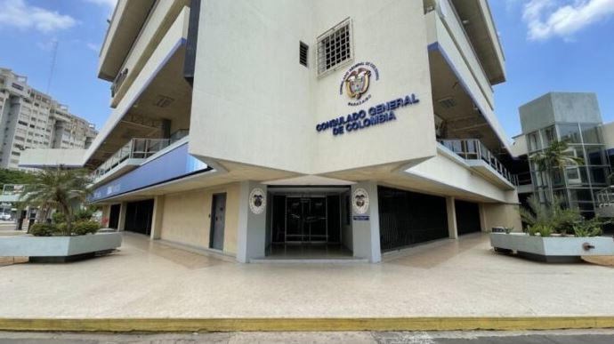 Avanza la jornada electoral para colombianos en Venezuela con la reapertura de los consulados