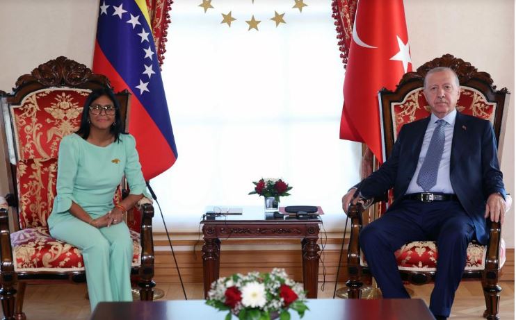 Presidenta (E) Delcy Rodríguez se reúne con el presidente de la República de Turquia, Recep Tayip Erdogan