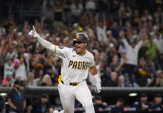 ¡Batazo de oro! Ethan Salas se viste de héroe y deja en el terreno a los Marlins