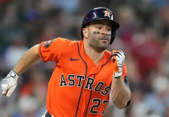 José Altuve demuestra su poder ante Bravos y llega a 271 jonrones en la MLB