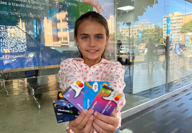 Bancamiga regala primera experiencia financiera en el regreso a clases