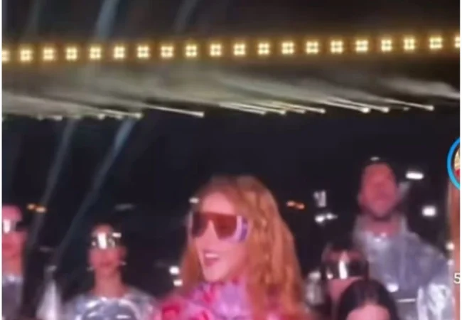 ¿Es del "Team Loba"? Sergio Ramos desata furor al ser captado en uno de los conciertos de Shakira en España