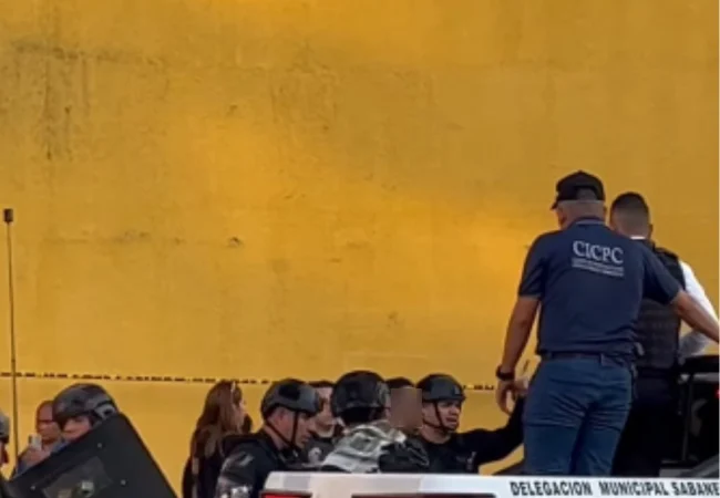 Después de 10 horas de tensión: Arrestan al sujeto que secuestró a dos menores luego de matar a sus padres en Barinas