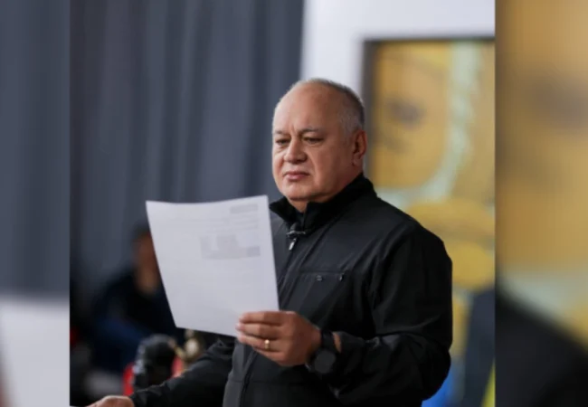 Diosdado Cabello tilda de "show mediático" las denuncias sobre trabas al retorno de María Corina Machado