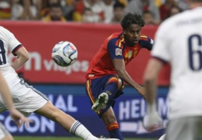 España consolida su paso perfecto en la Nations League tras vencer 3-1 a Chequia