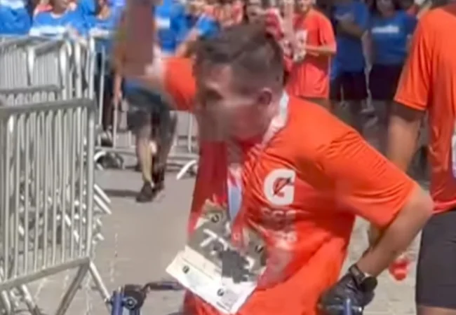 ¡Voluntad de acero! Participante con discapacidad motora conquista la meta en el Gatorade Caracas Rock