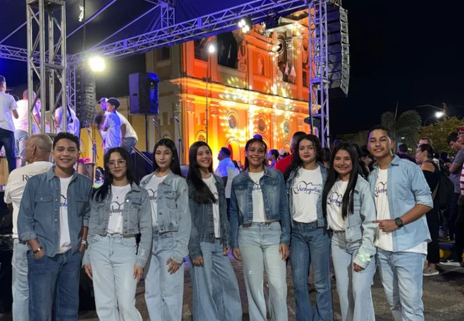 Los Verduguitos de Cabimas buscan su paso a la siguiente fase del festival "Maracaibo elige la gaita del año" con su tema "Lienzo de gloria"