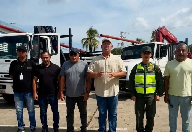 Gobernador Luis Caldera ofrece balance de un total de 770 viviendas afectadas tras vientos huracanados en el Zulia