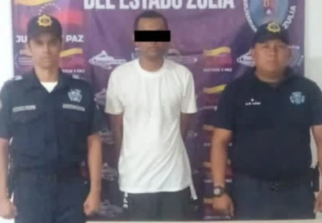 Cpbez arrestó a sujeto por robarle el celular a una estudiante cerca de la URU