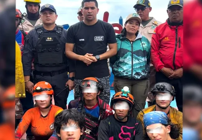 Localizan con vida a dos adolescentes luego de 16 horas de búsqueda en Aragua