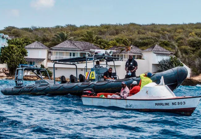 Interceptan peñero con 24 inmigrantes venezolanos que buscaban llegar a Aruba