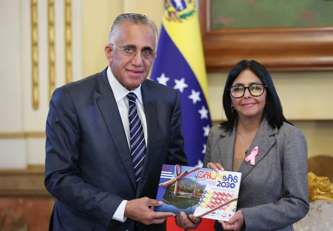 Presidenta Delcy Rodríguez afianza el proyecto deportivo Caracas 2030 con Centro Caribe Sports