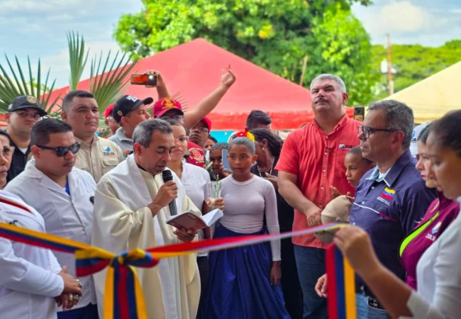 Gobierno Bolivariano entregó rehabilitado el CDI Rómulo Gallegos en Caja Seca para beneficiar a casi 100 mil habitantes del Sur del Lago