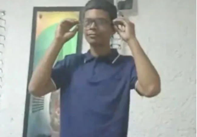 Óptica dona lentes al joven que fue despedido de una reconocida pizzería