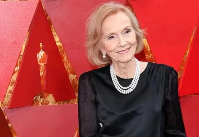 Fallece a los 102 años la actriz Eva Marie Saint, leyenda de la Edad de Oro de Hollywood