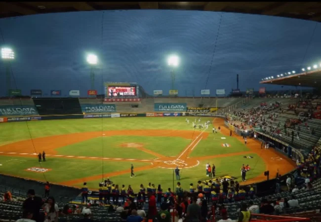 "El Nido" vibra de emoción: Águilas y Leones se miden en el Luis Aparicio por la Copa Noticia al Día