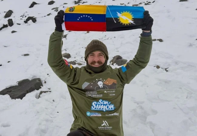 Llevó la bandera del Zulia a lo más alto: Un venezolano corona la cumbre del Monte Ararat